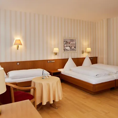 Zum Schiff Hotel Fryburg Bryzgowijski