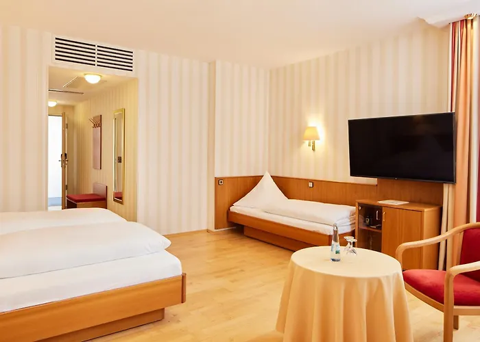 祖穆斯希夫酒店 4*