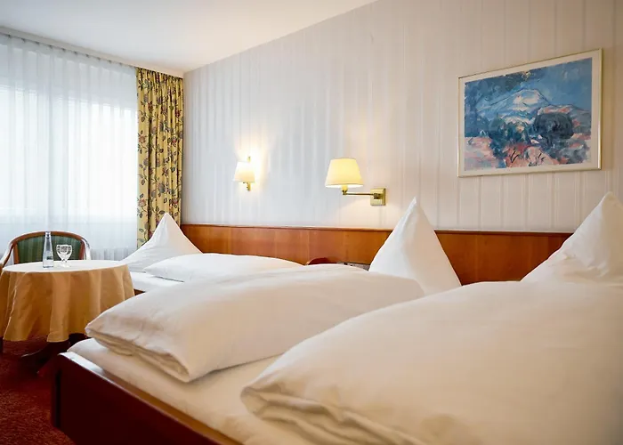 祖穆斯希夫酒店 4*