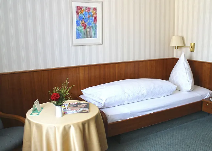 Zum Schiff Hotell 4*