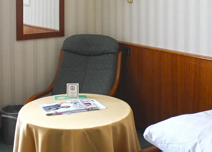 Zum Schiff Hotell 4*